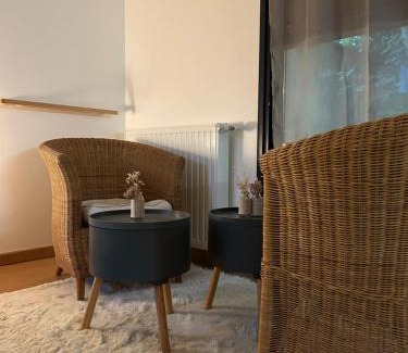 Saint-Germain-Du-Puch House | Chambre d'Hôtes de charme