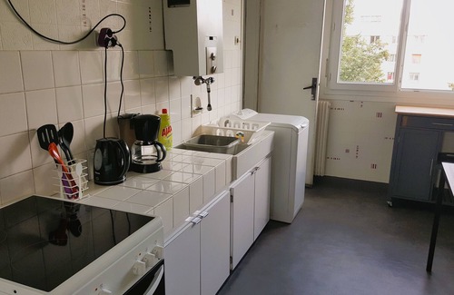 Les Champs Manceaux Bed & Breakfast | Chambre Dans un Quartier au Calme