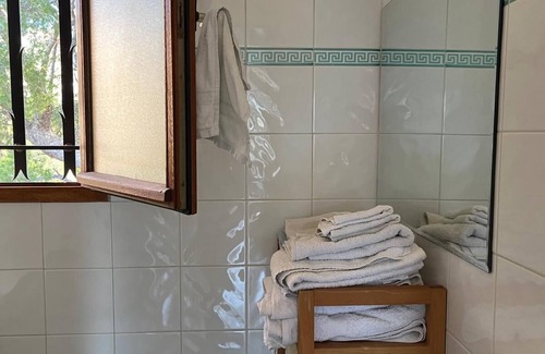 La Panouse Bed & Breakfast | Chambre Dhôte 2 Personnes à la Panouse, Marseille 13009