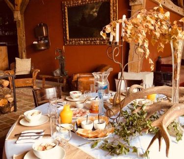 La Chapelotte Bed & Breakfast | Chambre familiale Élevage Girbal