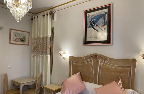 Centre Historique House | Chambre Lyre Maison de L'Église du Couvent