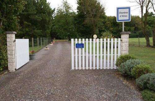 Farges-en-Septaine Bed & Breakfast | Chambres d'Hôtes Domaine d'Augy