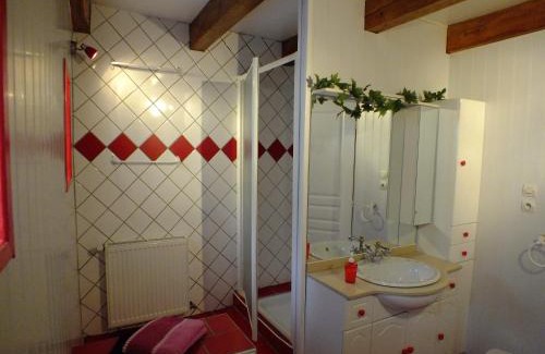 Rasey Bed & Breakfast | Chambres d'hôtes La Charmante