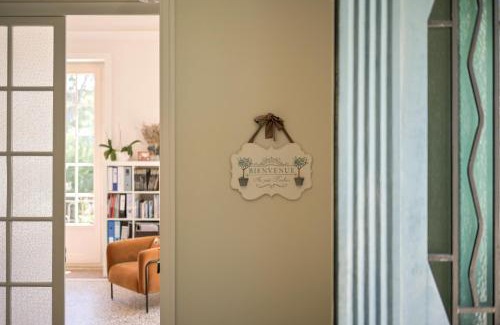 Les 3 Ponts Bed & Breakfast | Chambres d'hôtes - Nîmes - Villa des roses