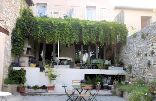 Salinelles Bed & Breakfast | Chambres d'hote chez Françoise