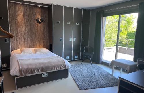 Beaumont-les-Valence House | Chambres Deluxe dans Villa Les Hauts d'Orfeuille à Beaumont les Valence & Monteleger