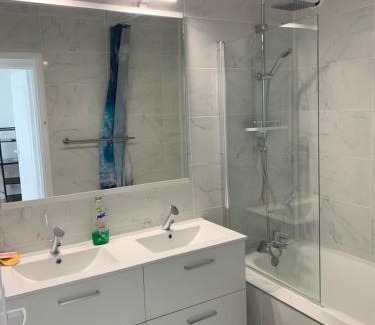 Clos des Roses Apartment | Chambres ou Appartement Cosy