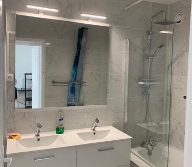 Clos des Roses Apartment | Chambres ou Appartement Cosy