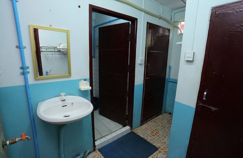 Yangon downtown House | Chan Myae Thar Guest House Yangon