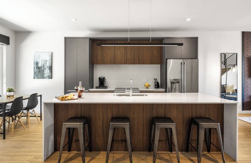 Arts District House | Chaparral - 2 Units - Jacuzzi - Heart of Old Town