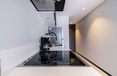 Americana Apartment | Chapu 4H Summary: Ubi