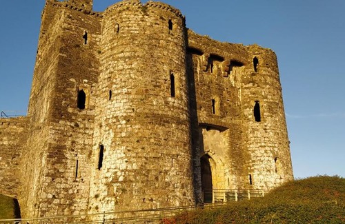 Kidwelly House | Character cottage near the coast