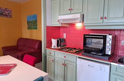 Laure-Minervois Apartment | CHARDONNAY GÎTE ON THE PROPERTY