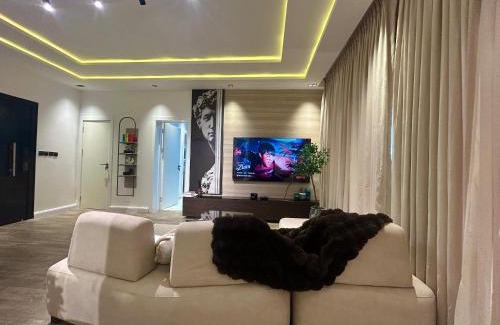 Ikoyi Apartment | Charleys Oasis