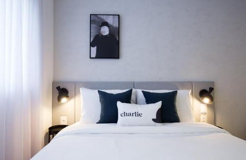 Mont'Serrat Apartment | Charlie The Arch Moinhos