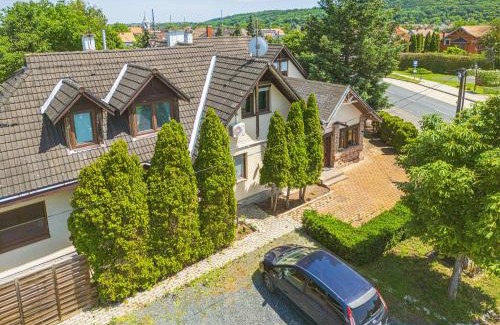 Vas County House | Charlie Vendégház