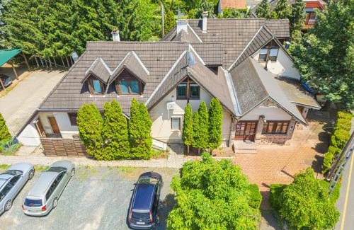 Vas County House | Charlie Vendégház