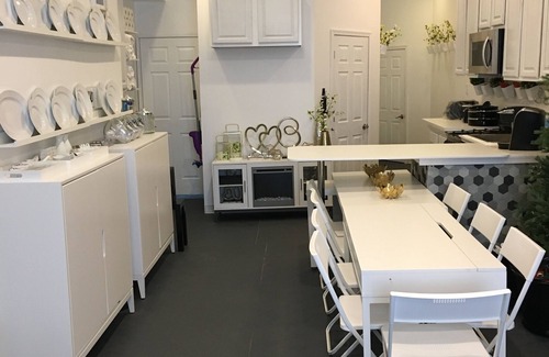 Old Goucher Apartment | Charm in the City