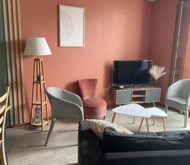 Saint-Jacques-de-la-Lande Apartment | CHARMANT APPARTEMENT AVEC GRANDE CAPACITÉ D’ACCUEIL