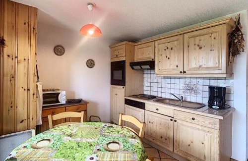 Combloux Apartment | Charmant 2 pièces cabine avec jardin, près de Combloux - FR-1-560-33