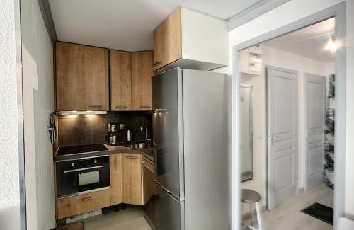 Les Bruyeres Apartment | Charmant 3 Pièces Rénové, Ski aux Pieds, Balcon Sud, 6 Pers. – Les Bruyères, Rés. Valmonts, 3 Flocons Or - FR-1-178-322