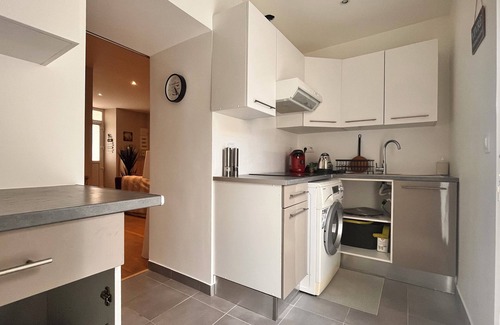 Thorigny-sur-Marne Apartment | Charmant appartement romantique avec Jacuzzi proche de Disney