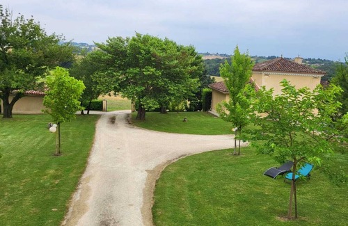 Montaut-les-Creneaux House | Charmant Gîte à la Campagne