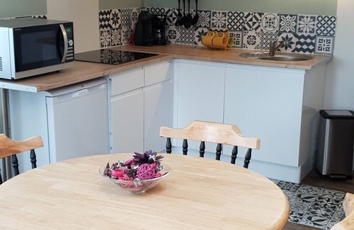 Parenty Apartment | Charmant Petit Studio à la Campagne