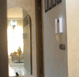 Casablanca City Center Apartment | Charmant studio au cœur de Maarif - Confort balcon et emplacement idéal