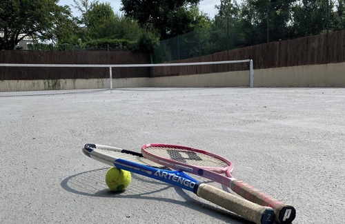 Saintry-sur-Seine Cabin | Charmante Cabane Perchée