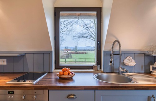 Belle Vie en Auge House | Charmante Chaumière Romantique