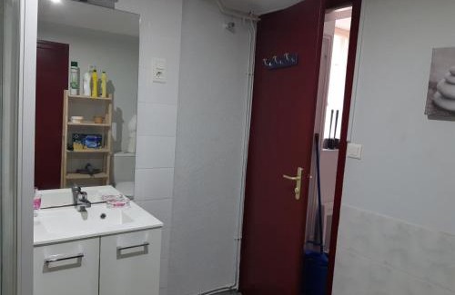 Lavoine House | Charmante Fermette en Montagne Bourbonnaise - Animaux Bienvenus - FR-1-489-136