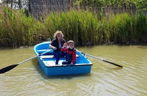 Villeneuve-en-Retz House | Charmante Grange Rénovée avec Piscine et WiFi - FR-1-306-822