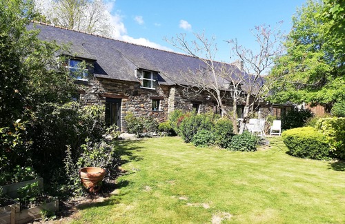 Treal House | Charmante Longère Rénovée aux Portes de Brocéliande - 8 Personnes