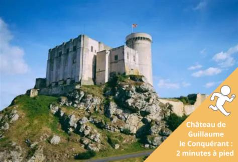 Falaise Apartment | Charme et confort dans le centre-ville de Falaise quartier calme - Larès