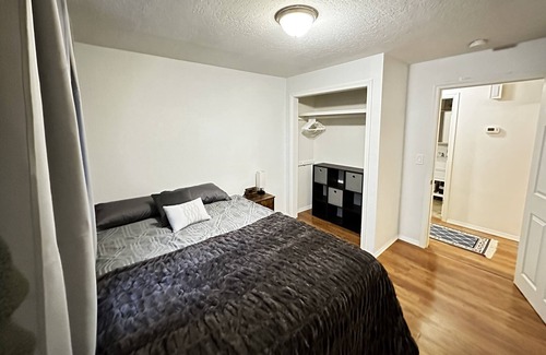 Russian Jack Park Apartment | Charming 1 bed 1 bath apartment 5 mins from downtown Anchorage