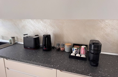 Curtea De Arges Apartment | Charming 1-bedroom apartment in lovely Curtea de Argeș with AC