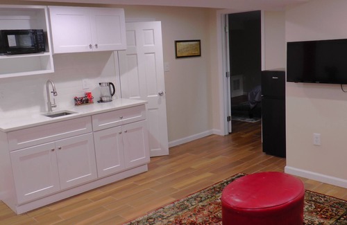 16th Street Heights Apartment | Charming 1-bedroom apartment with WiFi, AC in enchanting Washington.