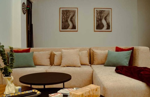 Nanyuki Apartment | Charming 1-bedroom apartment in beautiful Nanyuki with WiFi