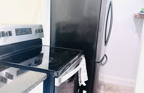 Webster Apartment | Charming 1-bedroom apartment with AC, WiFi in pleasant Webster