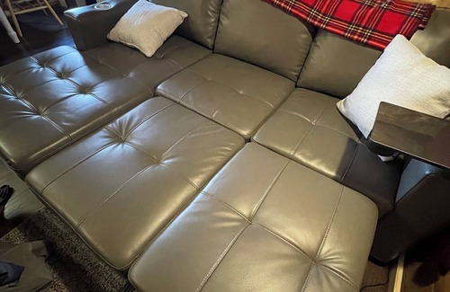 Houston Cabin | Charming 1-bedroom cabin in welcoming Houston with WiFi