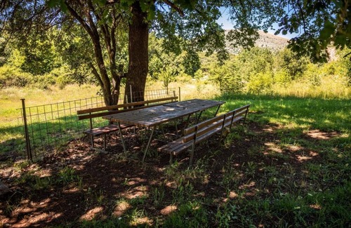 Karuc Cottage | Charming 1-bedroom cottage in marvelous Zeta with WiFi, AC