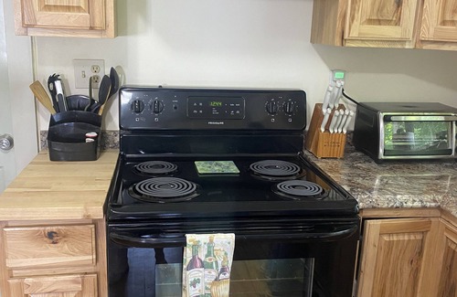 Cooperstown Apartment | Charming 1-BR 2nd floor apartment in the heart of Cooperstown, NY- Full Kitchen