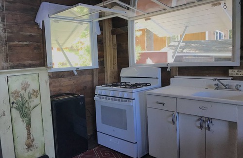 Milford Cottage | Charming 100-Year-Old Lake House on Pristine Mountain Lake -Your Perfect Retreat