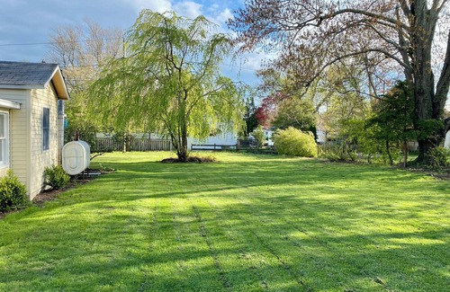 Old Saybrook Cottage | Charming 1920's no frills cottage in peaceful Old Saybrook