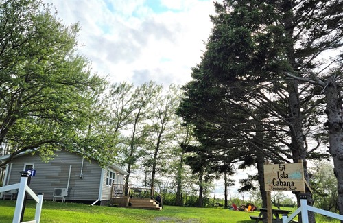 Saint Peters Bay Cottage | Charming 2-bedroom cottage with AC and WiFi in delightful Saint Peters Bay