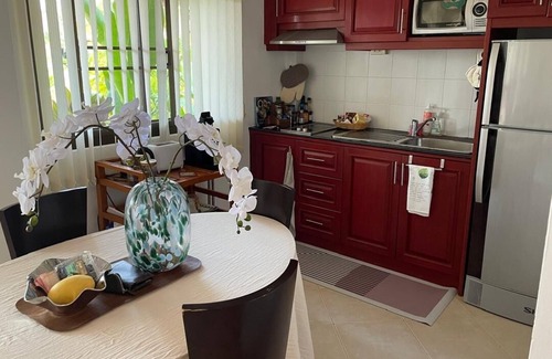 Rayong Villa | Charming 2-bedroom villa in lovely Tambon Klaeng with WiFi, AC. Near the beach.