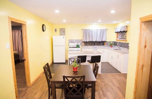 Georgetown Apartment | Charming 2-Bedroom Apartment with AC, WiFi and Parking space inGeorgetown