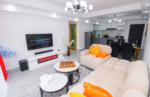 Westlands Apartment | Charming 2-bedroom apartment with fitness room and AC in Nairobi