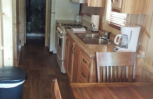 Markville Apartment | Charming 2 bedroom cabin at a resort near Hinckley, located near the WI border